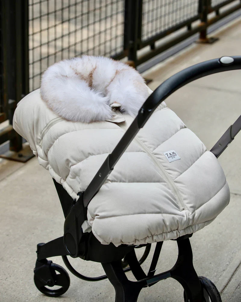 7AM Car Seat Cocoon Tundra - Heather Beige - White Faux Fur - Image 10