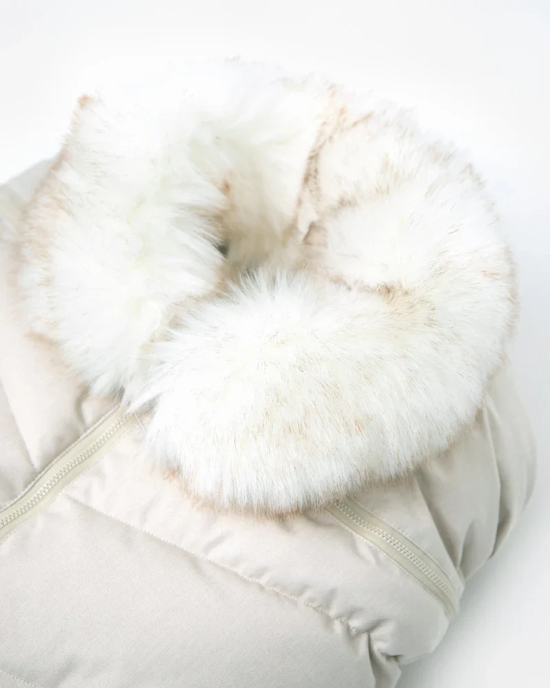 7AM Car Seat Cocoon Tundra - Heather Beige - White Faux Fur - Image 5