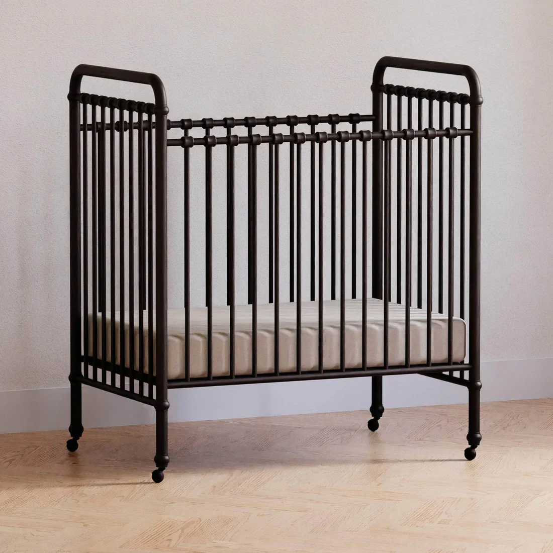 Abigail 3 in 1 Convertible Mini Crib - Image 17