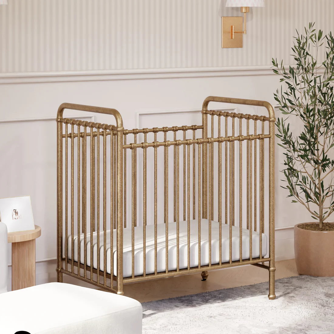 Abigail 3 in 1 Convertible Mini Crib - Image 4