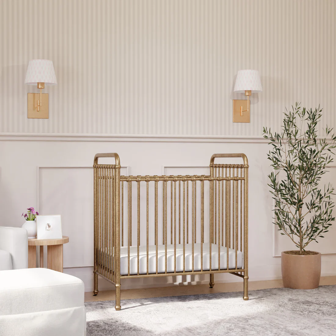 Abigail 3 in 1 Convertible Mini Crib - Image 5