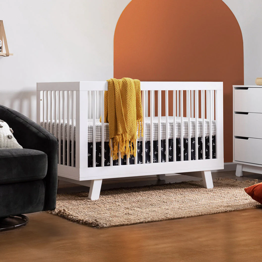 Hudson 3 in 1 Convertible Crib + Toddler Rail - Image 28