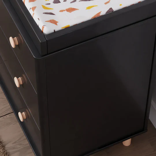 Babyletto Lolly 3 Drawer changer dresser with removable changing tray - Image 3