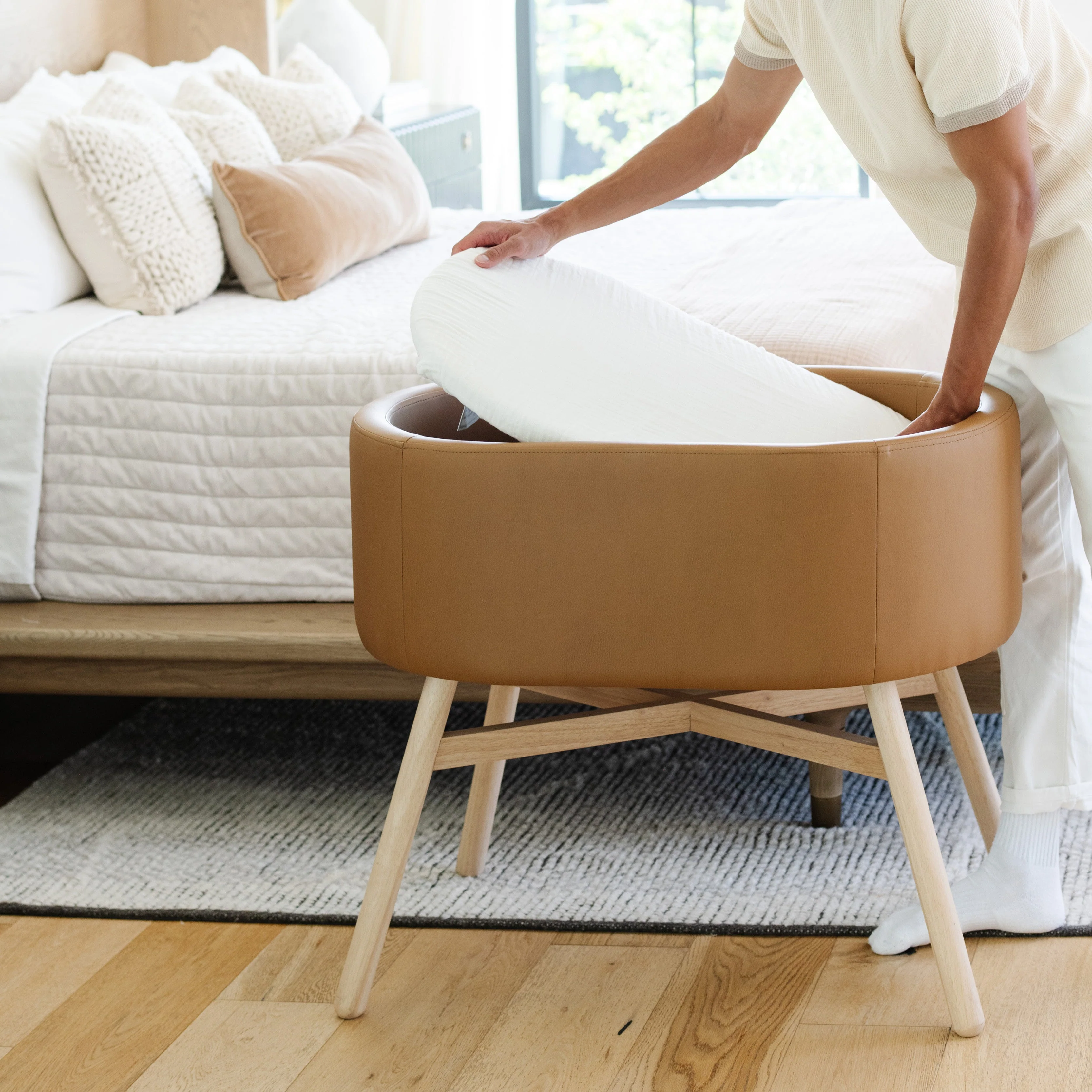 babyletto x GATHRE Hoop Bassinet - Image 4