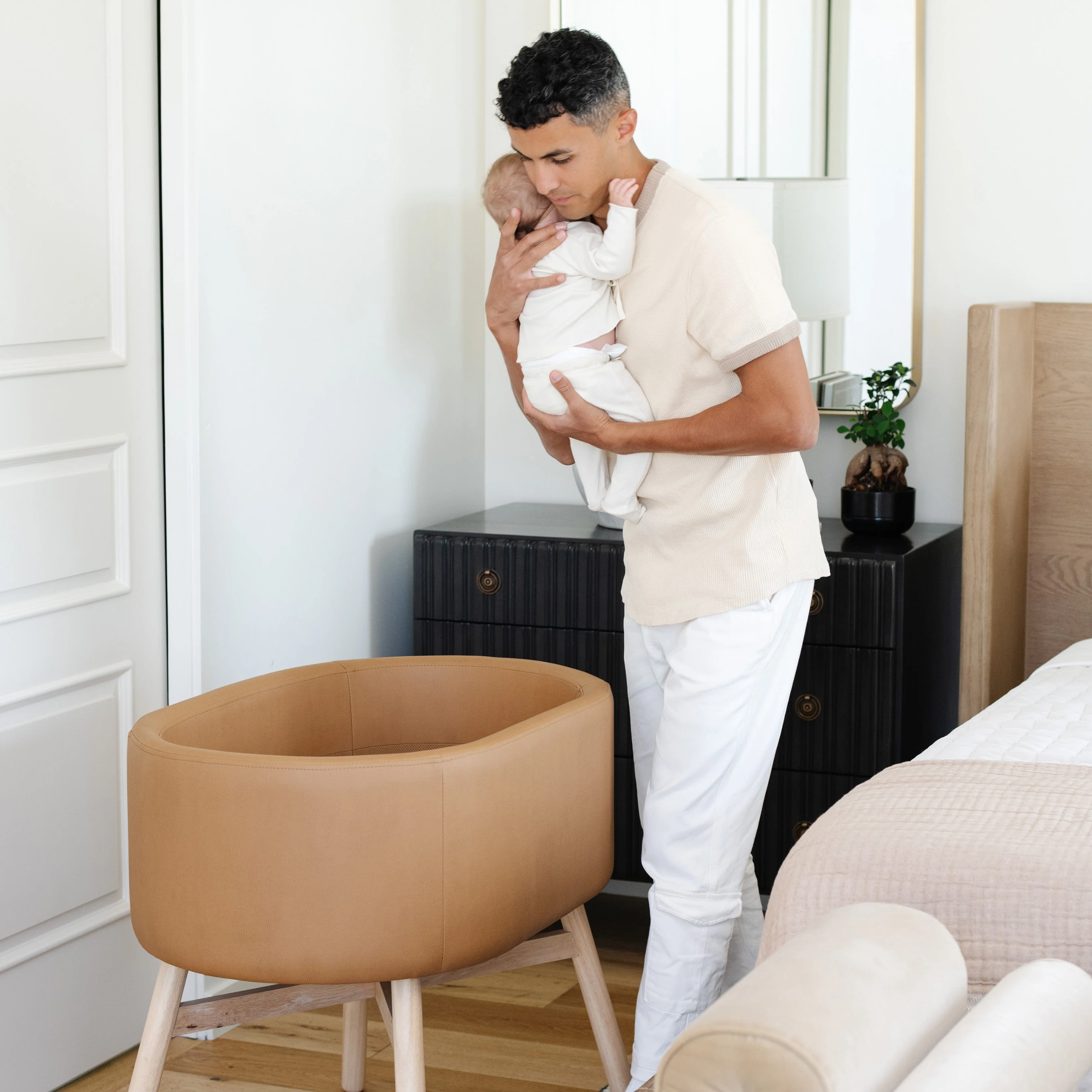 babyletto x GATHRE Hoop Bassinet - Image 6
