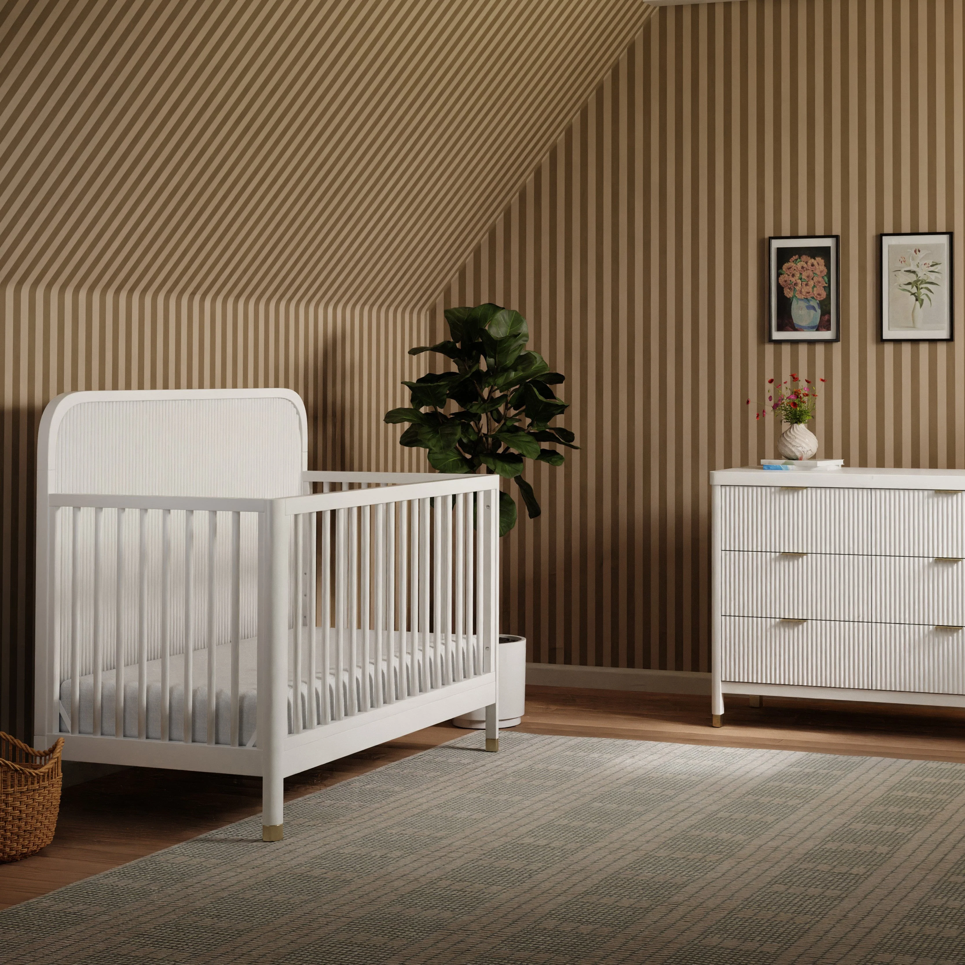 Brimsley Tambour 4 in 1 Convertible Crib - Image 4