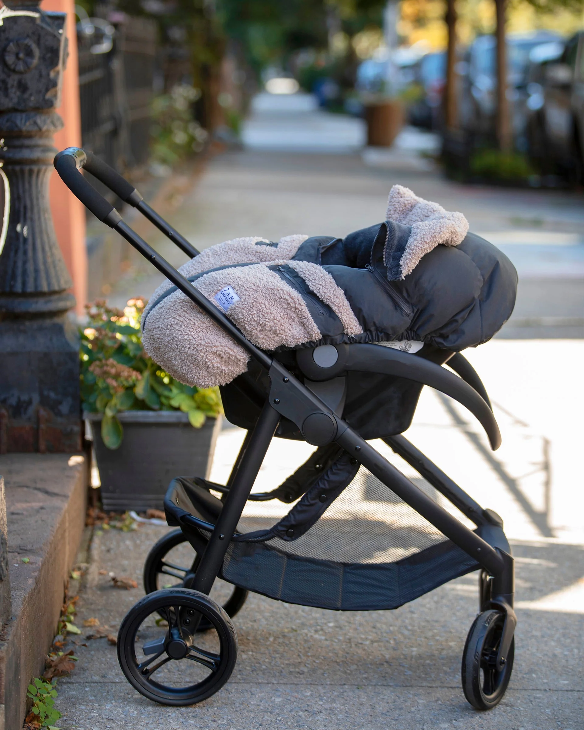 7AM Car Seat Cocoon Teddy Applique - Image 5