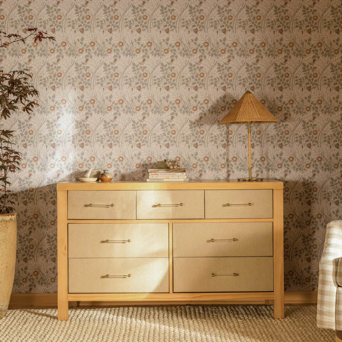 Eloise 7 Drawer Assembled Dresser - Image 3