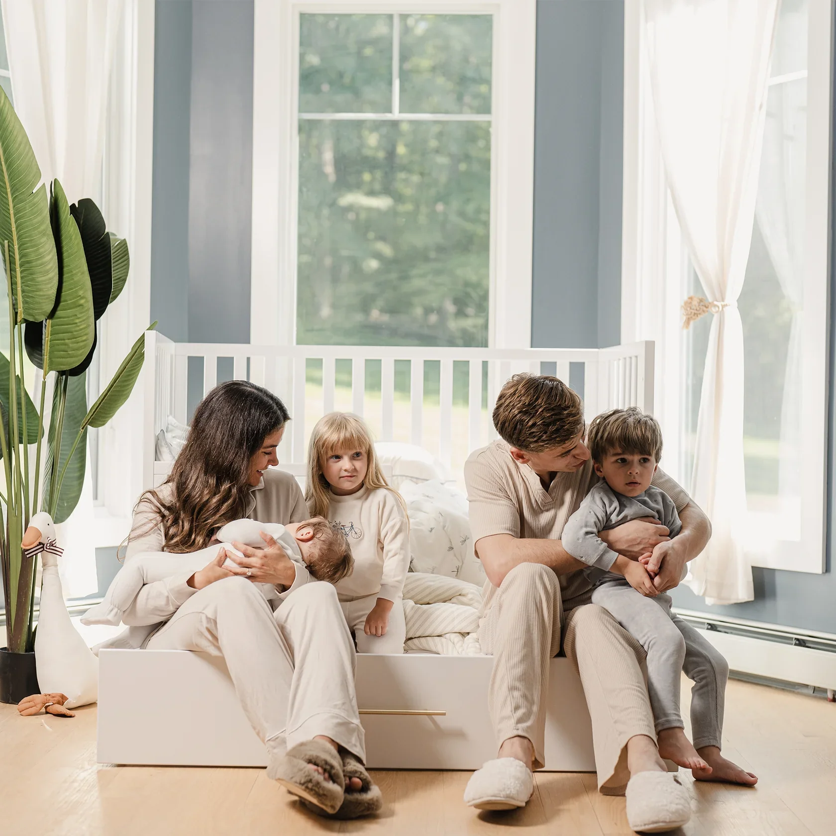Hushcrib Classic 4 in 1 Crib with Trundle - Image 8