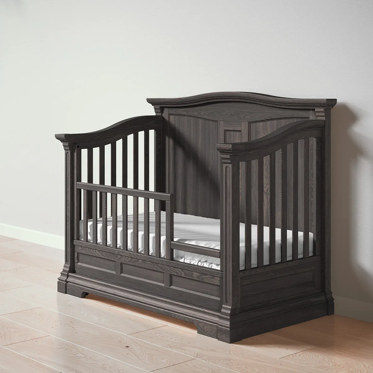 Romina Imperio Convertible Crib / Solid Back - Image 35