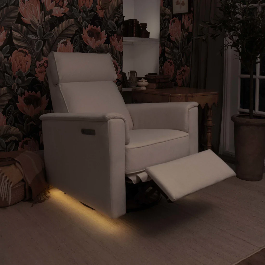 Namesake Willa Pro Power Glider Recliner w/ Power Lumbar - Image 15