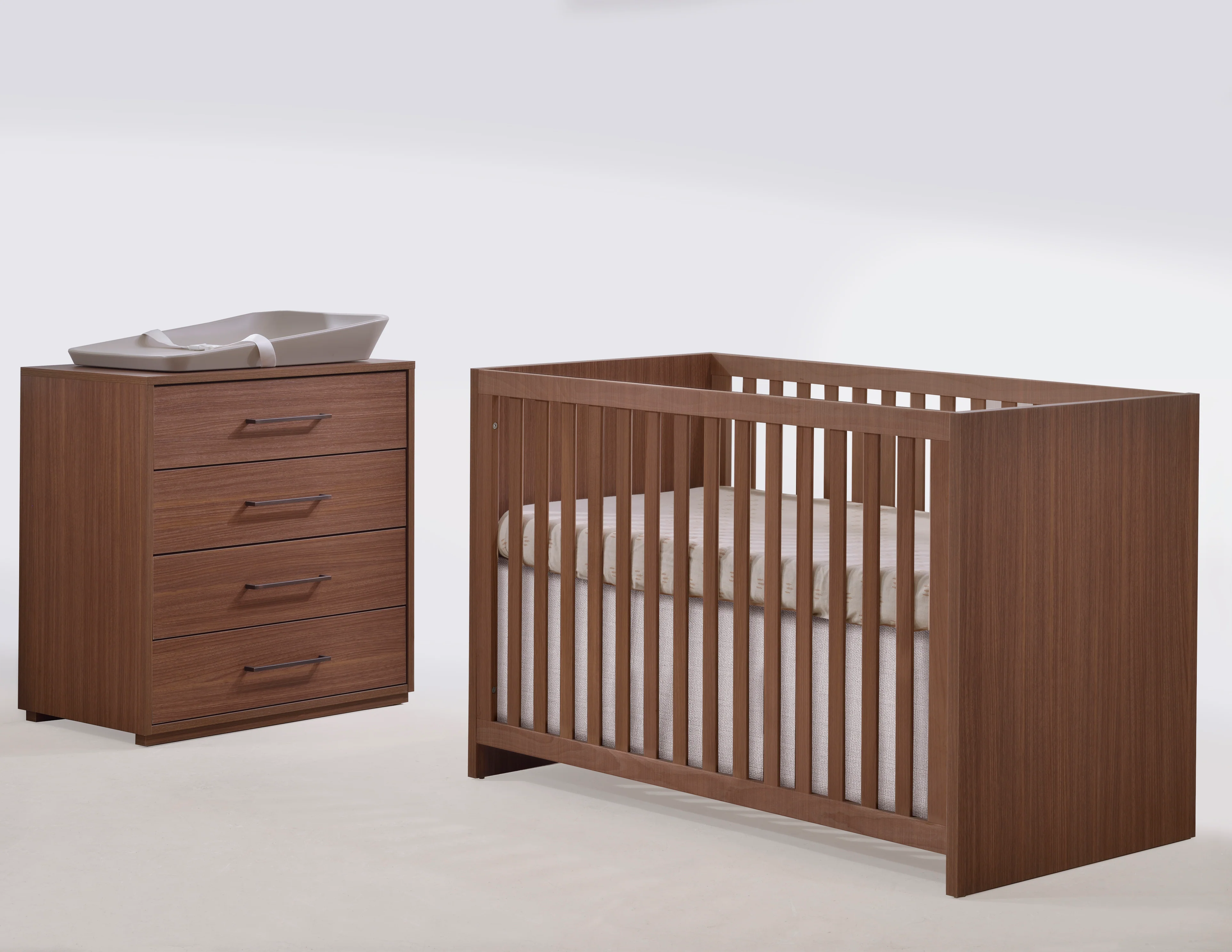 Natart Contempo Crib and Dresser set - Image 3