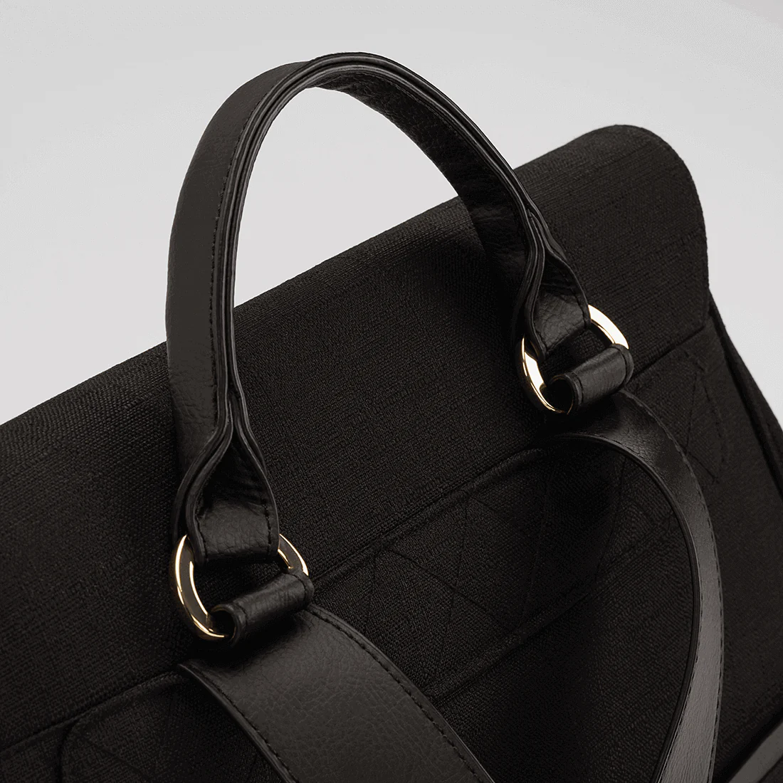 Nuna Diaper Bag Caviar - Image 12