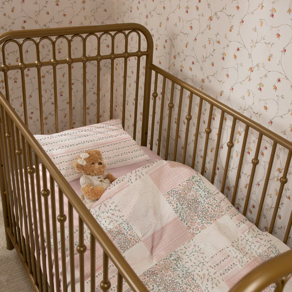 Petite Belle Flora Patchwork Crib Set- Pink/Grey - Image 2