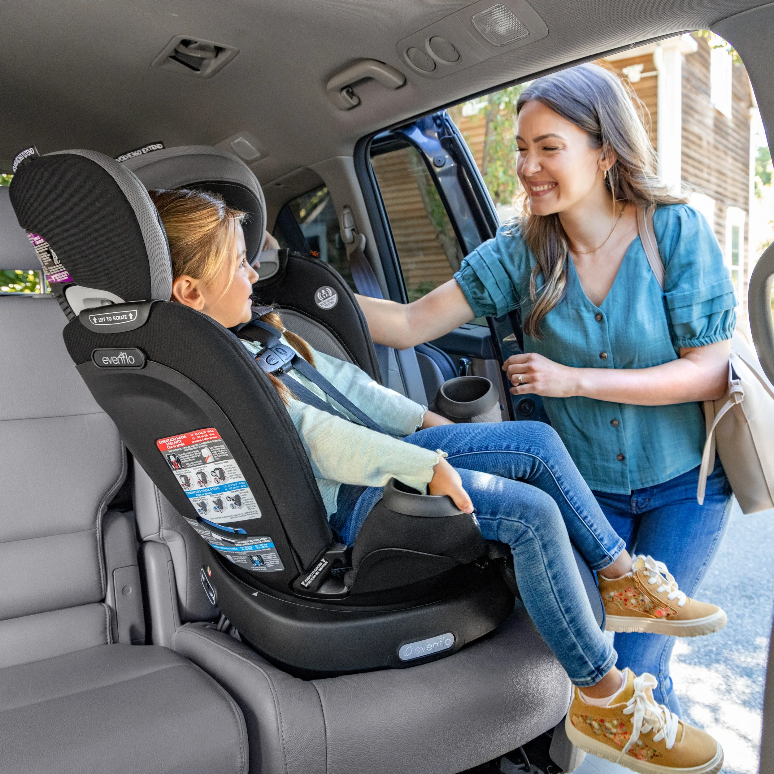 Evenflo Revolve360 Extend Rotational All-in-One Convertible Car Seat with Quick Clean Cover - Image 4