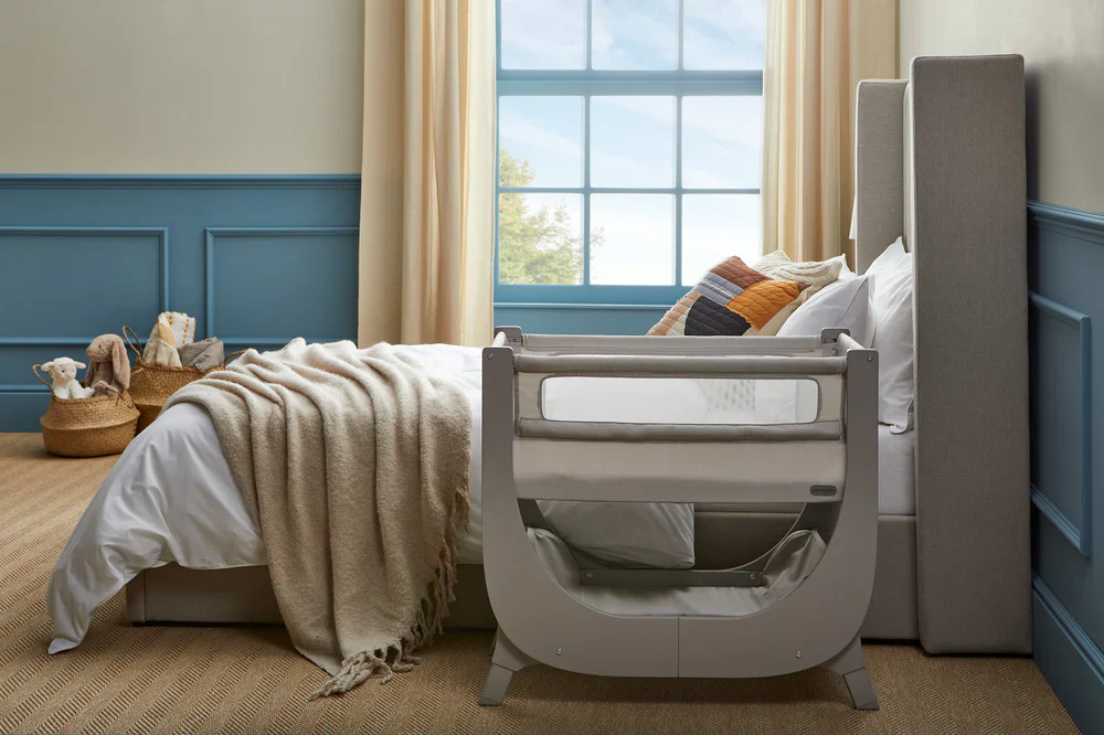 Shnuggle Air Lite Infant Bedside Bassinet in Taupe - Image 5