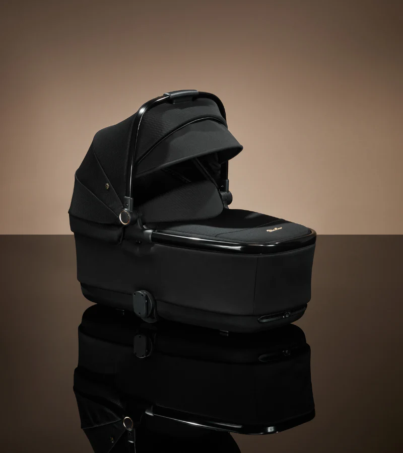 Silver Cross Reef 2 Folding Bassinet - Image 18