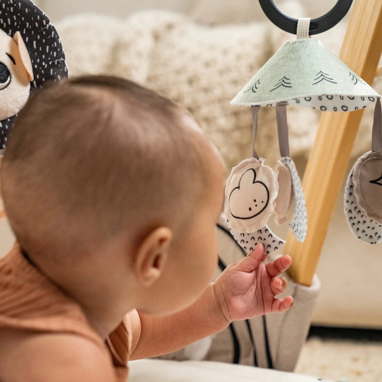 Tiny Love Black & White Décor Luxe Developmental Gymini - Image 18