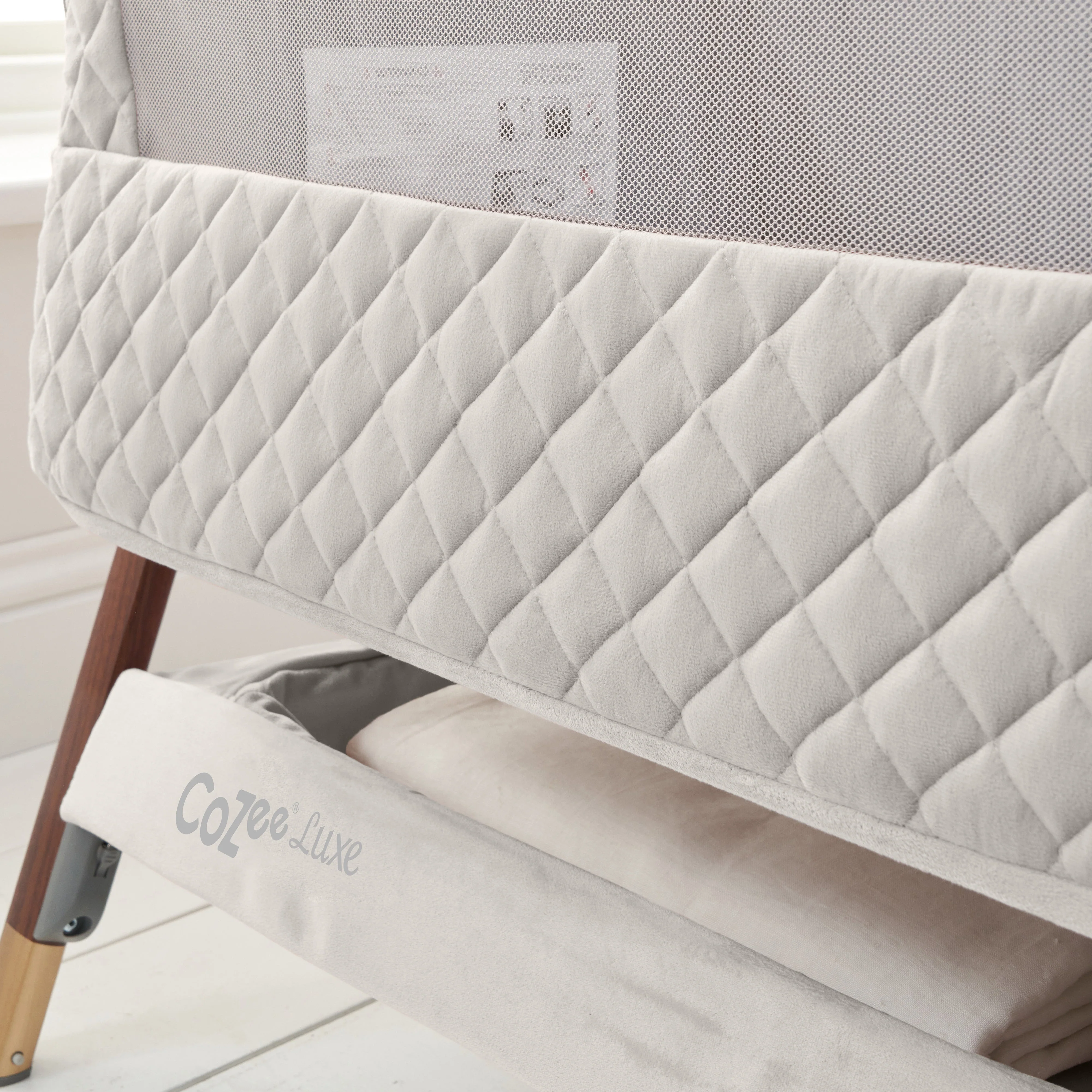 Tutti Bambini CoZee Luxe Bedside Crib - Image 25