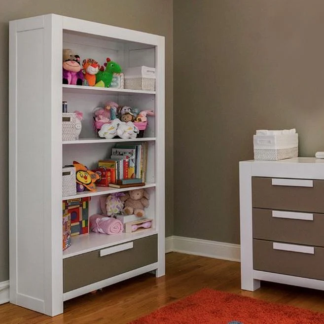 Romina Ventianni Bookcase - Image 7