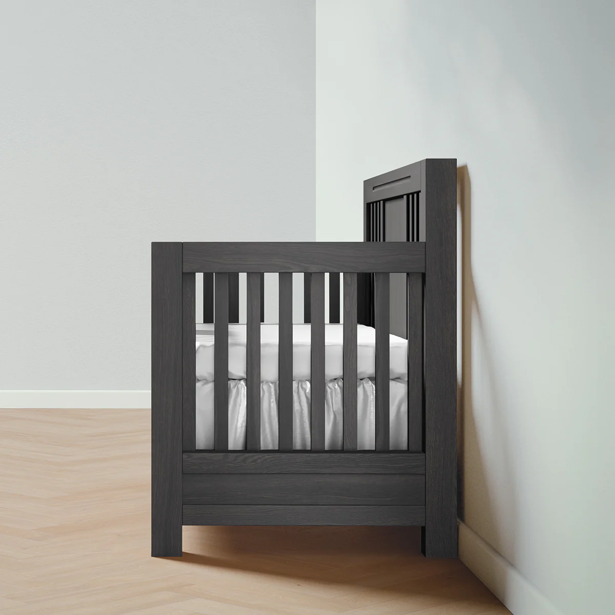 Romina Ventianni Convertible Crib - Image 16
